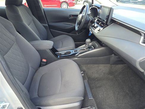 Certified 2022 Toyota Corolla LE image 14