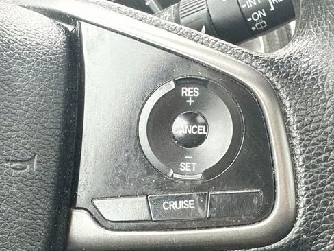 Used 2018 Honda Civic EX image 10