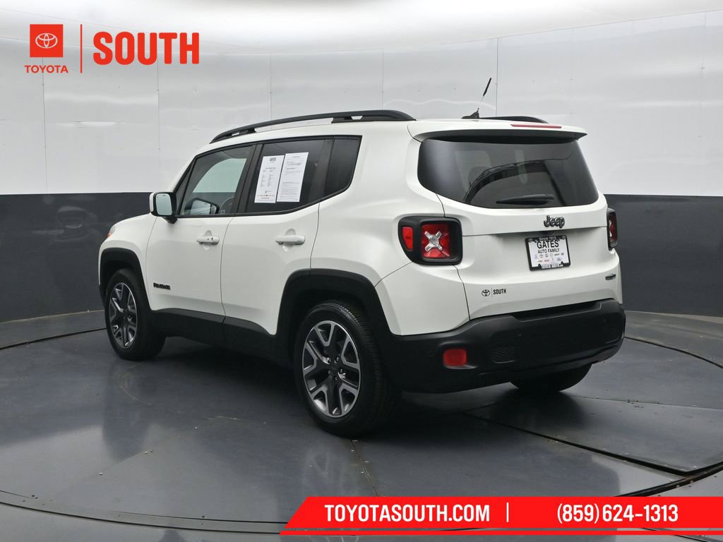 Used 2016 Jeep Renegade Latitude w/ Safety & Security Group FWD image 8