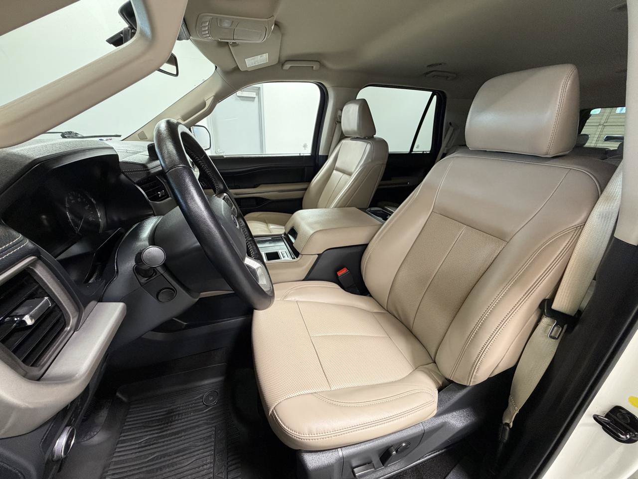 Used 2022 Ford Expedition XLT RWD image 22