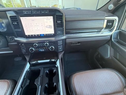 Used 2024 Ford F250 King Ranch w/ Chrome Package AWD/4WD image 21