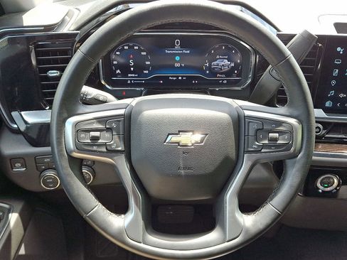 Used 2024 Chevrolet Silverado 1500 LT AWD/4WD image 19