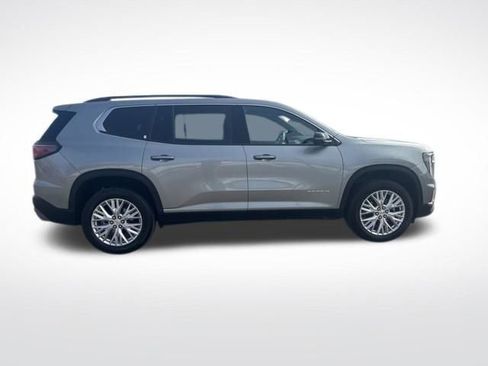 Used 2025 GMC Acadia Elevation w/ Elevation Premium Package image 7