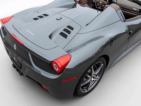Used 2013 Ferrari 458 Spider RWD image 21