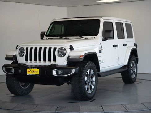 Used 2021 Jeep Wrangler Unlimited Sahara AWD/4WD image 3