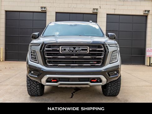 Used 2026 GMC Yukon AT4 Ultimate w/ LPO, Floor Liner Package AWD/4WD image 4