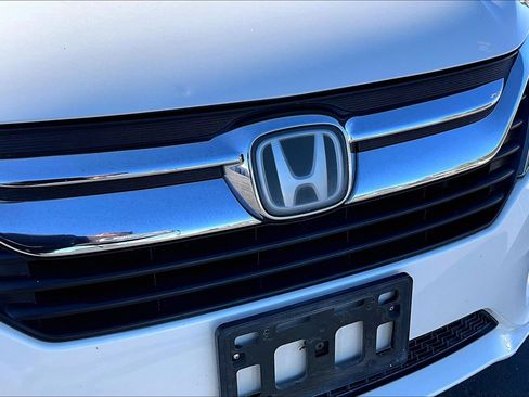 Used 2018 Honda Odyssey EX-L image 8