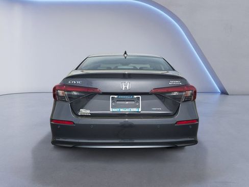 Used 2025 Honda Civic Sport image 4