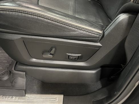 Used 2022 RAM 3500 Limited AWD/4WD image 19