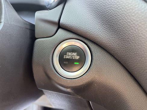 Used 2022 Chevrolet Equinox LT FWD image 15