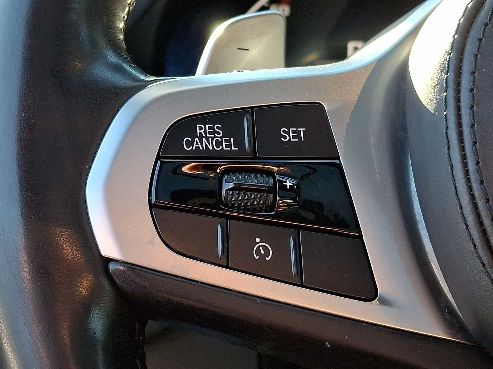 Used 2020 BMW X4 M40i w/ Executive Package AWD/4WD image 18