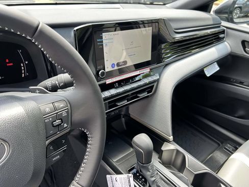 New 2026 Toyota Camry SE FWD image 20