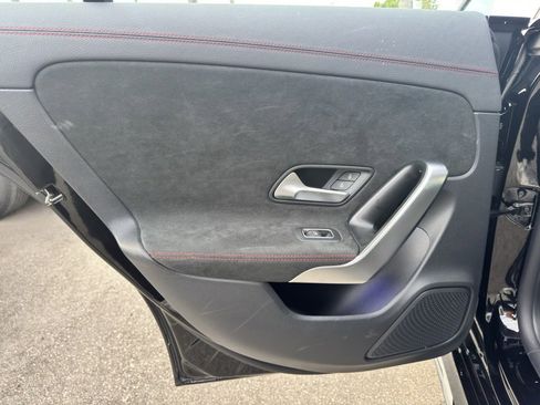 Used 2023 Mercedes-Benz CLA 250 image 42