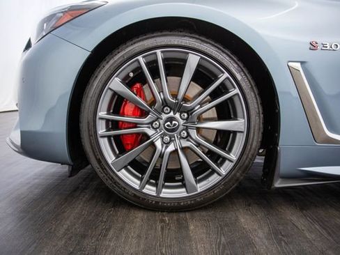 Used 2017 INFINITI Q60 Red Sport 400 image 41