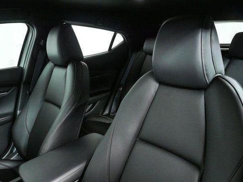 Used 2025 MAZDA MAZDA3 s Sport FWD image 2