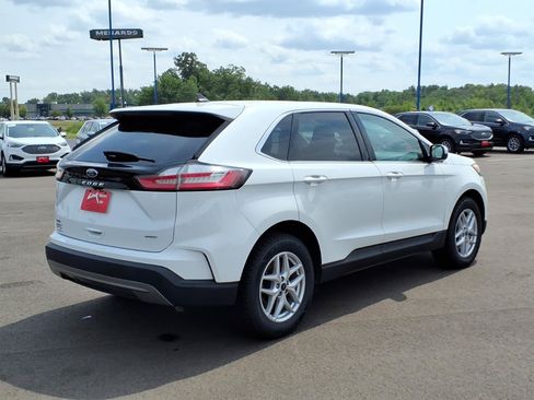 Certified 2024 Ford Edge SEL AWD/4WD image 6