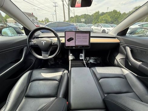 Used 2018 Tesla Model 3 Long Range RWD image 11