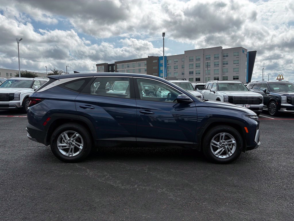 Certified 2026 Hyundai Tucson SE FWD image 6