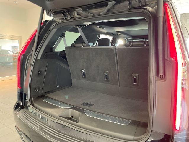 Certified 2023 Cadillac Escalade Sport Platinum w/ LPO, ONYX Package AWD/4WD image 23