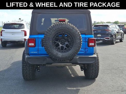 Used 2022 Jeep Wrangler Unlimited Sport AWD/4WD image 5