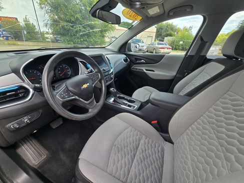 Used 2020 Chevrolet Equinox LS image 13