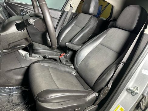Used 2016 Chevrolet Trax LT w/ LT Convenience Package AWD/4WD image 21