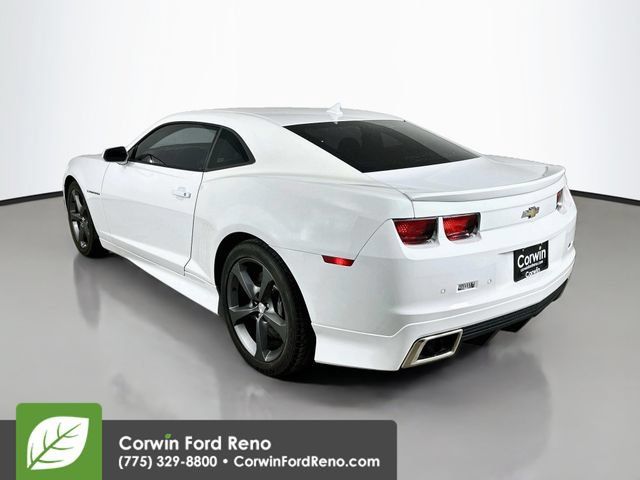 Used 2013 Chevrolet Camaro SS RWD image 6