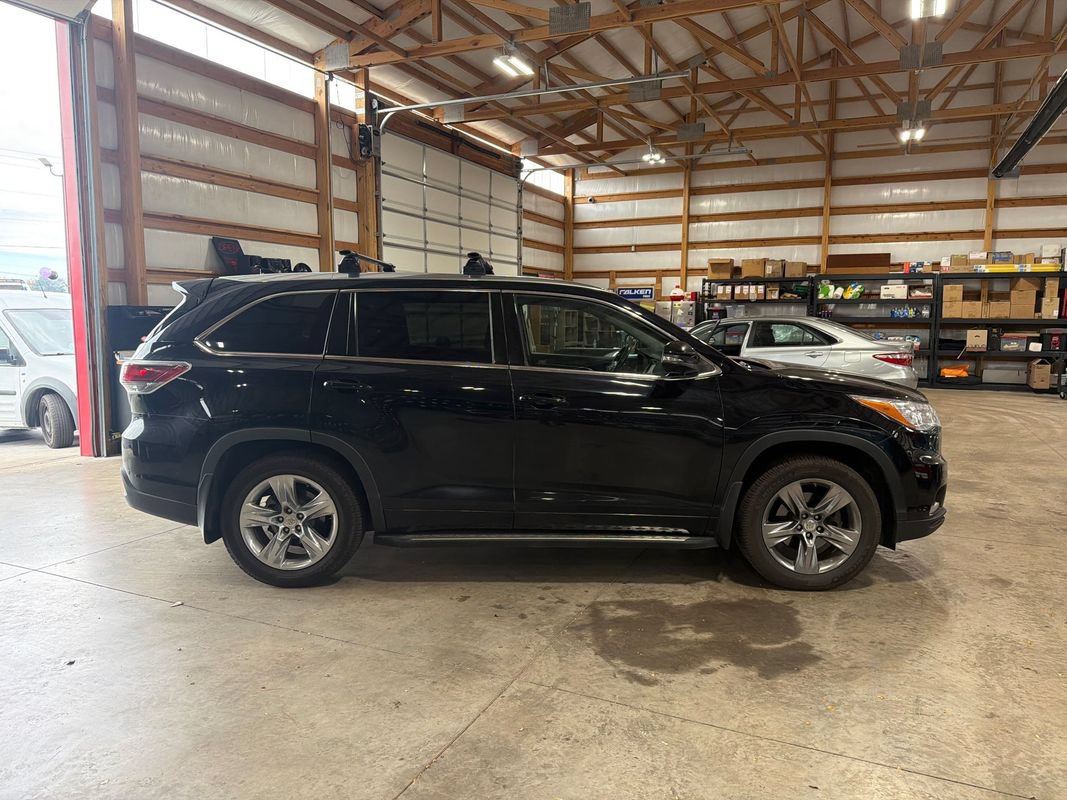 Used 2015 Toyota Highlander Limited AWD/4WD image 7