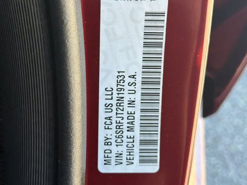 Used 2024 RAM 1500 Laramie AWD/4WD image 29