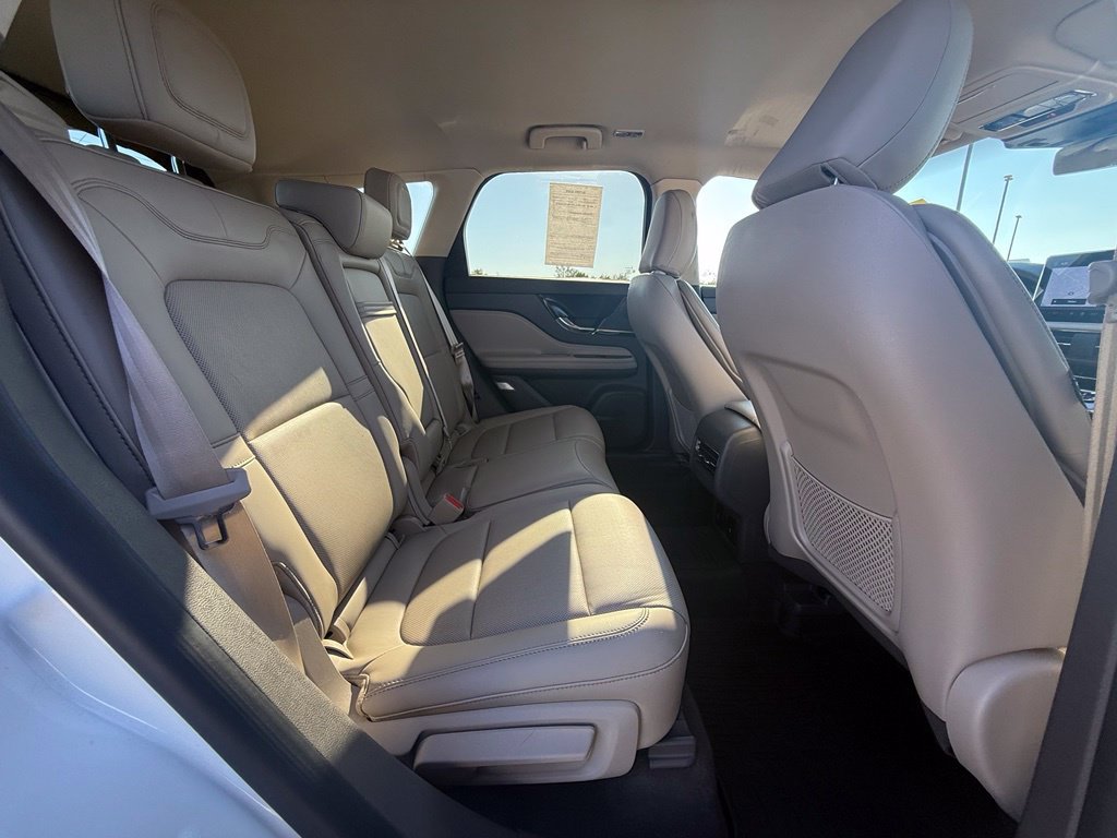Used 2024 Lincoln Corsair AWD w/ Equipment Group 101A image 35