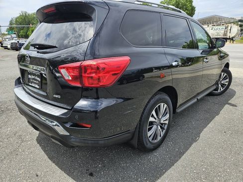 Used 2020 Nissan Pathfinder S AWD/4WD image 6