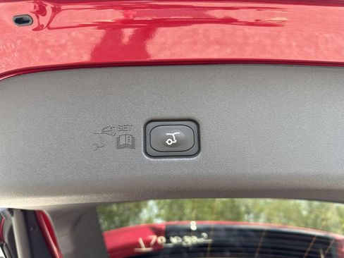 New 2026 Lincoln Nautilus Premier w/ Equipment Group 102A AWD/4WD image 12