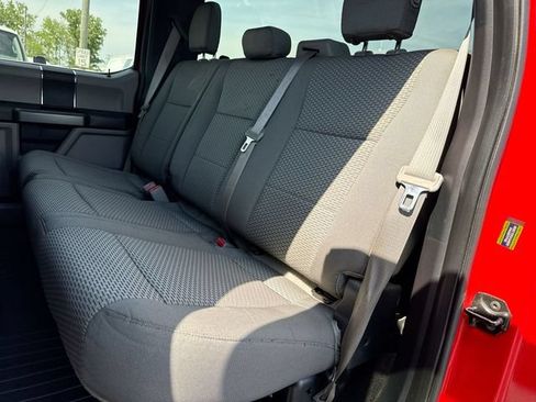 Used 2016 Ford F150 XLT AWD/4WD image 21