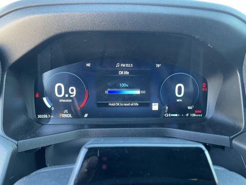 Used 2025 Ford Explorer ST-Line w/ ST-Line Street Pack image 16