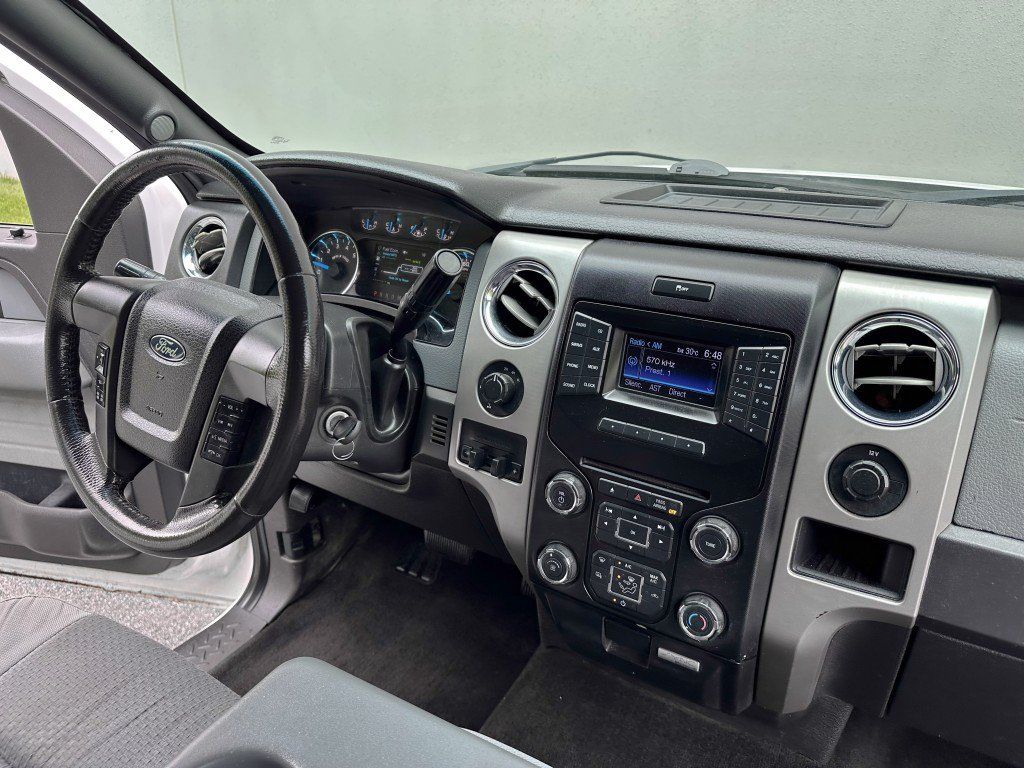 Used 2013 Ford F150 XLT w/ Luxury Equipment Group AWD/4WD image 18