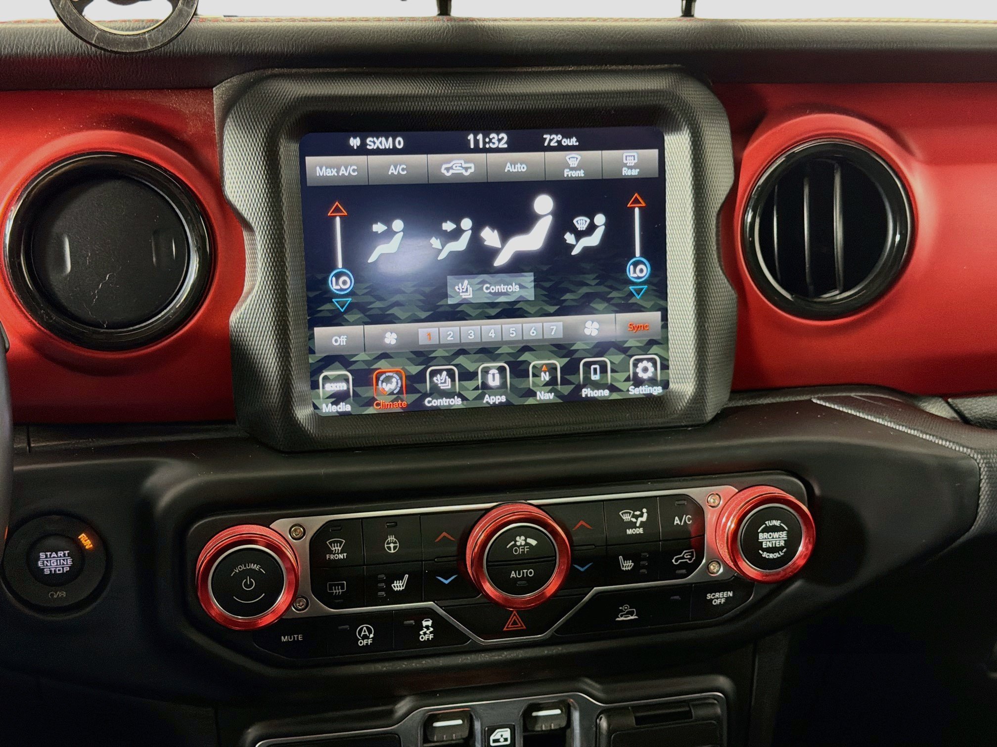 Used 2022 Jeep Gladiator Rubicon w/ LED Lighting Group AWD/4WD image 24