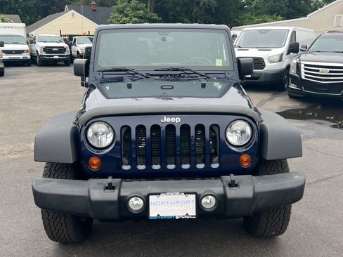 Used 2013 Jeep Wrangler Rubicon w/ Dual Top Group AWD/4WD image 10