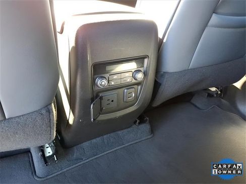 Used 2024 Buick Enclave Premium image 18