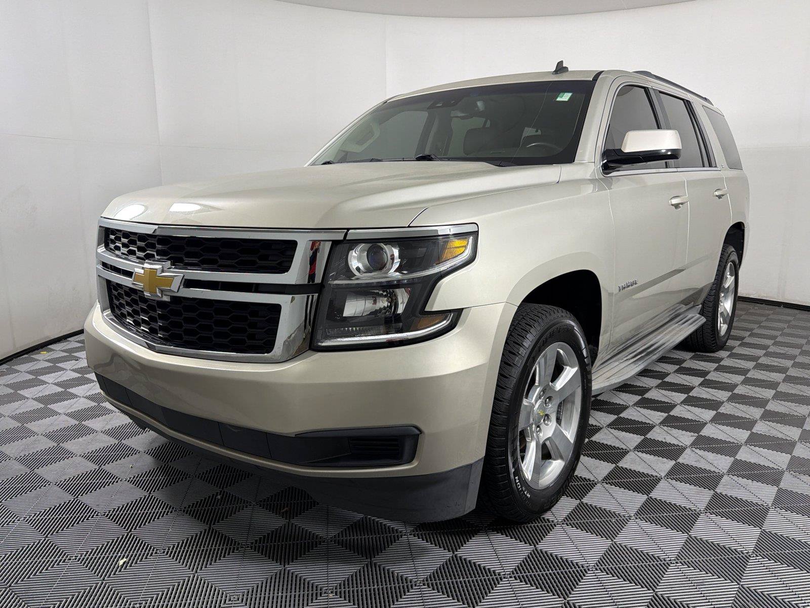 Used 2015 Chevrolet Tahoe LT RWD image 3