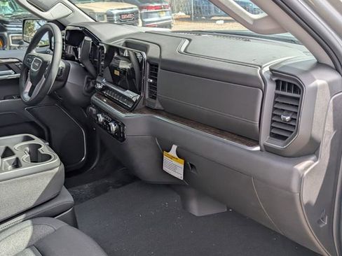 New 2026 GMC Sierra 1500 SLE w/ Preferred Package RWD image 17