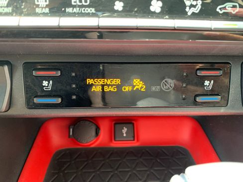 Used 2022 Toyota RAV4 TRD Off-Road w/ TRD Off-Road Weather Package AWD/4WD image 21