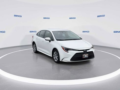 Used 2023 Toyota Corolla LE FWD image 3