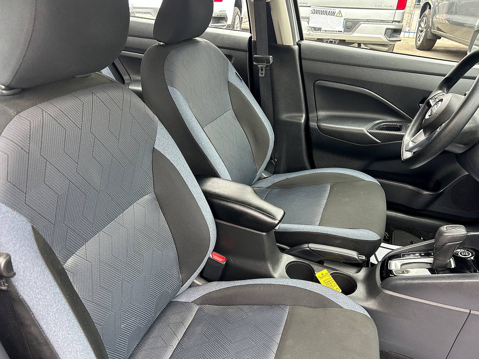 Used 2025 Nissan Versa SV FWD image 24