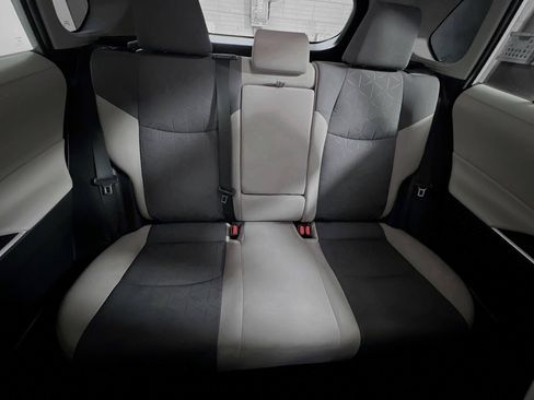 Used 2023 Toyota RAV4 XLE FWD image 33