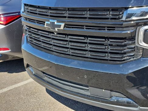 Used 2024 Chevrolet Tahoe RST w/ Sport Performance Package AWD/4WD image 4