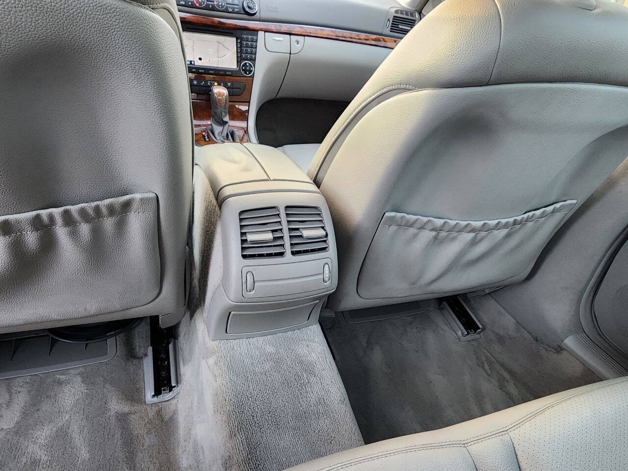 Used 2005 Mercedes-Benz E 320 Sedan image 31