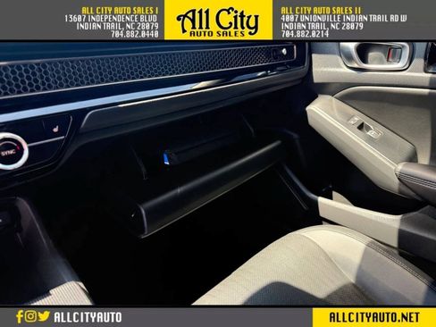 Used 2022 Honda Civic Touring image 34