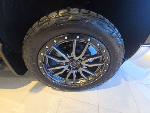 New 2026 Chevrolet Silverado 1500 LTZ w/ LTZ Convenience Package II image 23