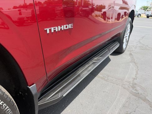 Used 2024 Chevrolet Tahoe Premier AWD/4WD image 12