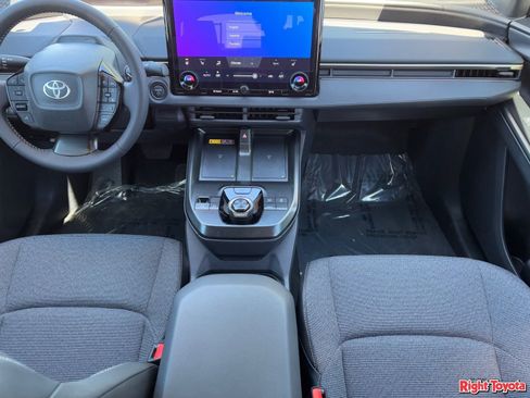 Certified 2026 Toyota bZ image 17